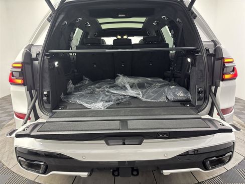 New 2026 BMW X7 xDrive40i w/ M Sport Package image 21