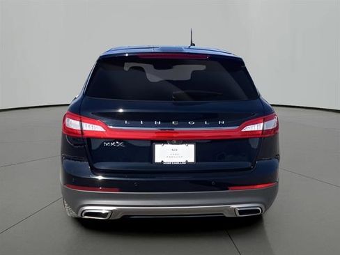 Used 2016 Lincoln MKX Reserve w/ Luxury Package image 4