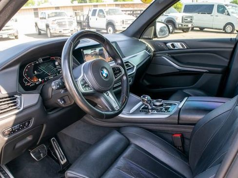 Used 2019 BMW X5 xDrive50i w/ M Sport Package image 13