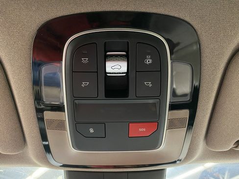 Used 2023 Hyundai Santa Fe Limited image 40