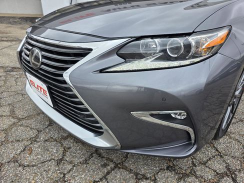 Used 2018 Lexus ES 350 w/ Premier Package image 27