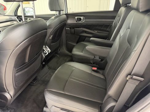 Used 2022 Kia Sorento SX FWD image 23