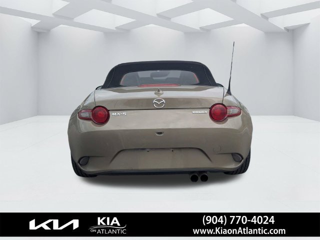 Used 2023 MAZDA MX-5 Miata Grand Touring RWD image 4