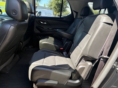 Used 2019 Chevrolet Traverse Premier w/ Redline Edition FWD image 11
