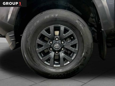 Used 2023 Toyota Tacoma SR5 AWD/4WD image 11
