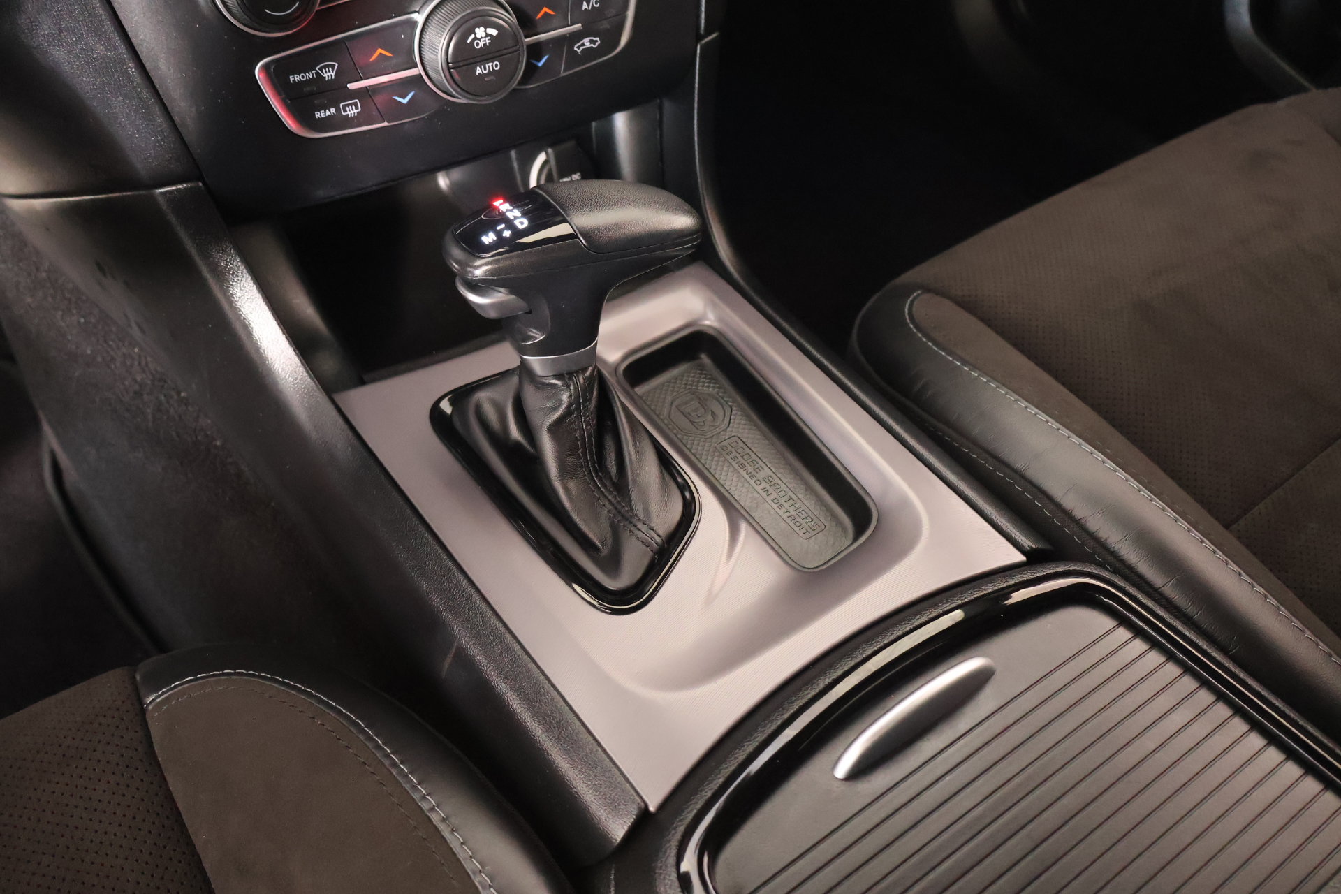 Used 2023 Dodge Charger R/T w/ Plus Group RWD image 7