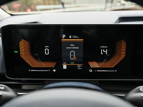 New 2026 Kia Carnival EX image 24