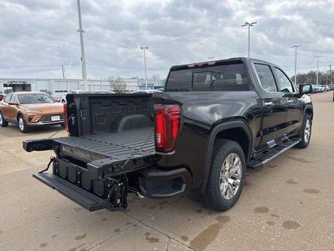 New 2026 GMC Sierra 1500 Denali w/ Technology Package AWD/4WD image 5
