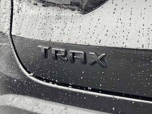 Certified 2025 Chevrolet Trax RS w/ Driver Confidence Package image 26