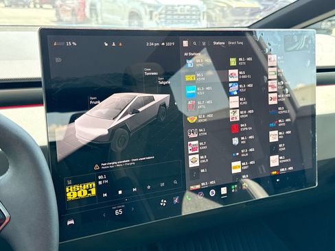 Used 2026 Tesla Cybertruck AWD Crew Cab image 12