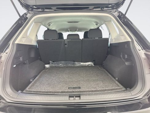 Used 2022 Volkswagen Tiguan S image 18
