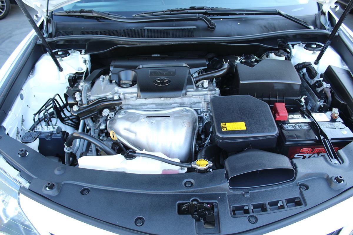 Used 2014 Toyota Camry SE FWD image 27