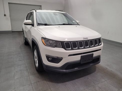 Used 2018 Jeep Compass Latitude w/ Popular Equipment Group AWD/4WD image 14