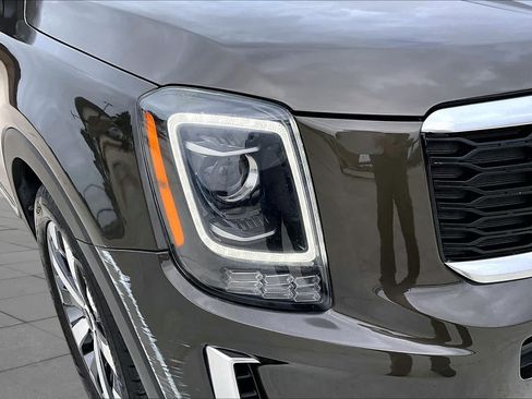 Used 2020 Kia Telluride EX w/ EX Premium Package FWD image 26