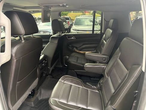 Used 2017 GMC Yukon XL Denali w/ Open Road Package AWD/4WD image 13