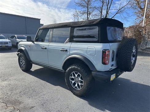 Certified 2023 Ford Bronco Badlands image 7