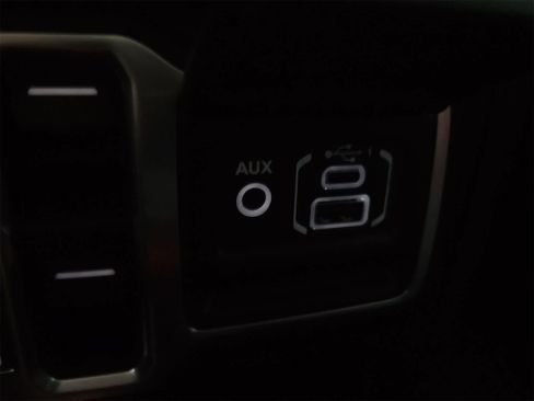 Used 2021 Jeep Wrangler Unlimited Sahara w/ Uconnect 4C Nav & Sound Group image 31