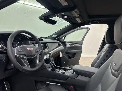 New 2026 Cadillac XT5 Sportv image 27