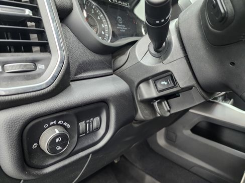 Used 2024 RAM 2500 Laramie w/ Night Edition image 45