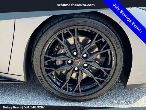 Used 2026 Chevrolet Corvette Stingray Coupe w/ 1LT RWD image 9