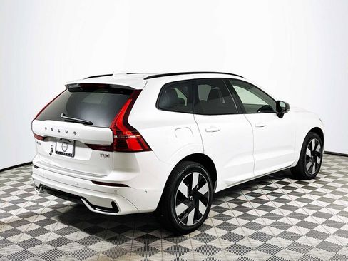 Certified 2025 Volvo XC60 T8 Plus w/ Protection Package Premier image 6