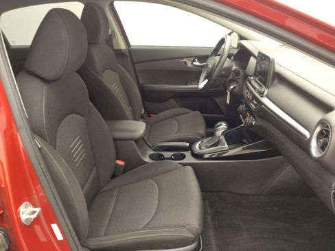 Used 2019 Kia Forte S image 21