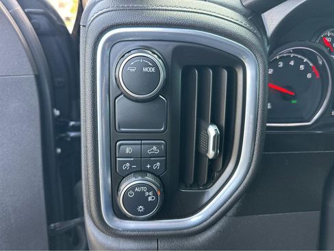 Used 2021 Chevrolet Silverado 1500 RST image 30