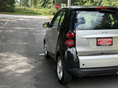 Used 2009 smart fortwo passion RWD image 7