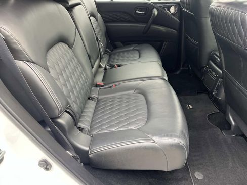 Used 2024 INFINITI QX80 Sensory image 28