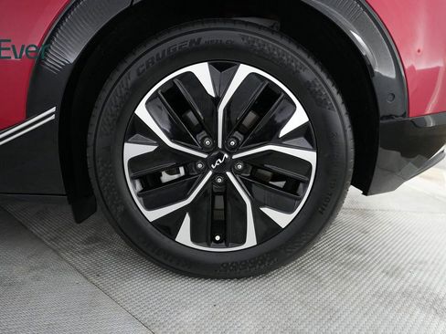 Used 2024 Kia EV6 Wind w/ Wind Technology Package image 18