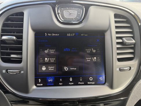 Used 2023 Chrysler 300 S w/ Comfort Group RWD image 20
