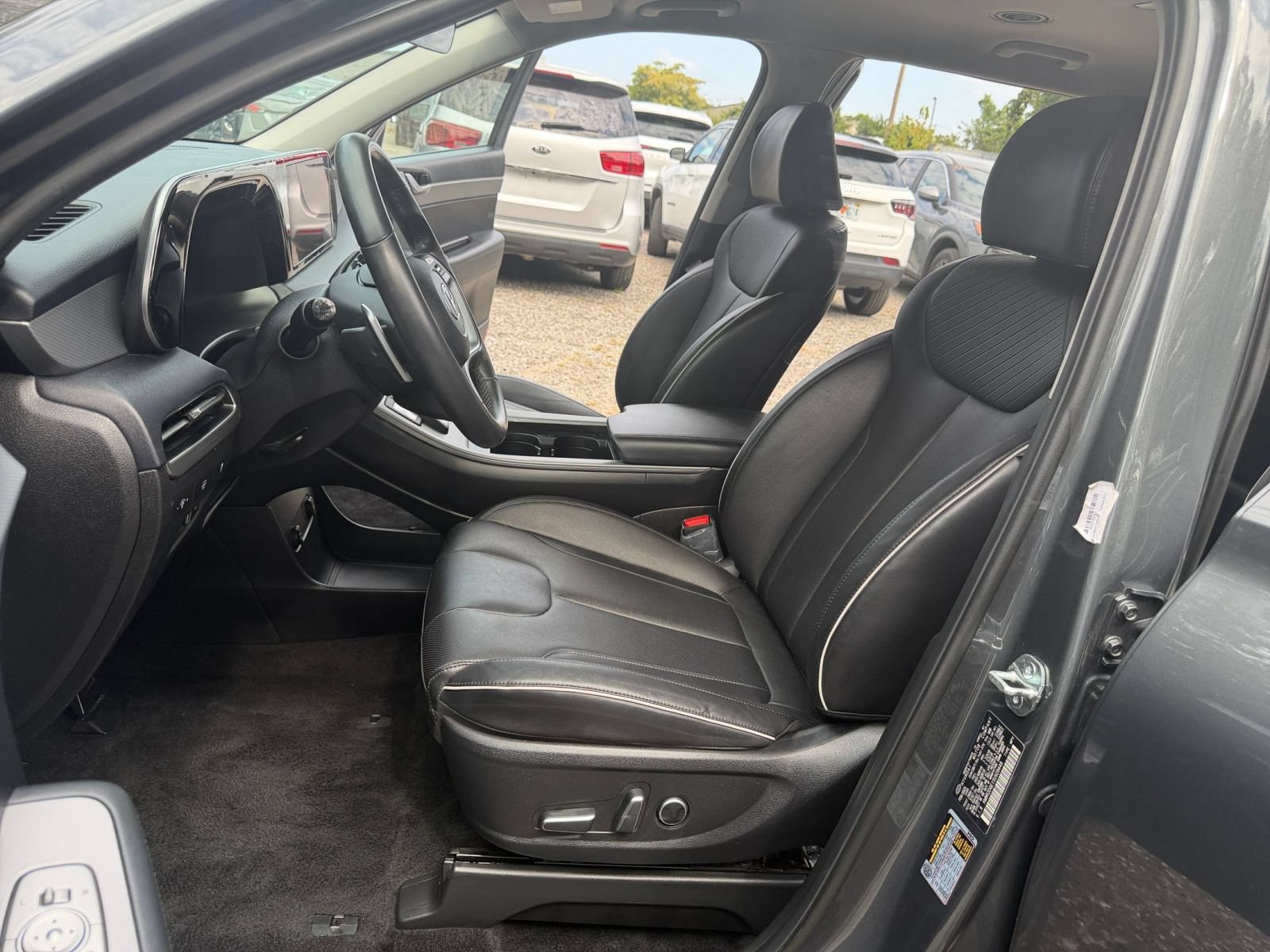 Used 2025 Hyundai Palisade SEL AWD/4WD image 29