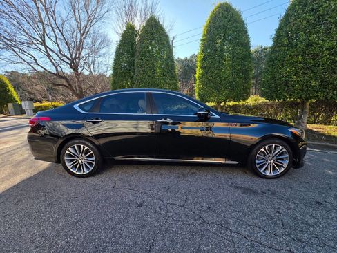 Used 2016 Hyundai Genesis 3.8 image 6
