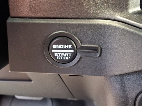 Certified 2025 Ford Bronco Badlands AWD/4WD image 26
