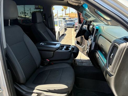 Used 2020 GMC Sierra 1500 SLE w/ SLE Value Package RWD image 23