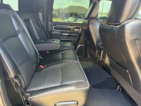 Used 2019 RAM 2500 Laramie AWD/4WD image 25