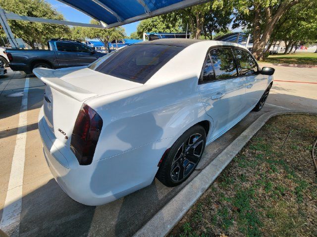 Used 2023 Chrysler 300 S w/ Comfort Group RWD image 4