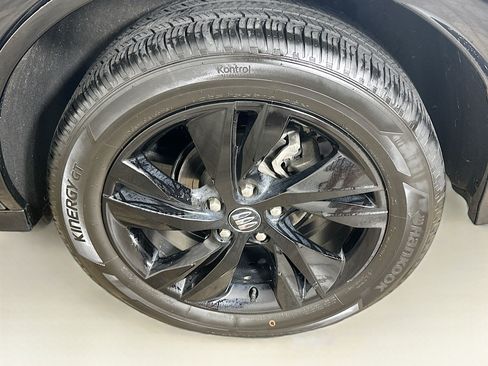 Used 2024 Buick Encore GX Sport Touring FWD image 11