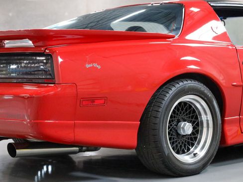 Used 1988 Pontiac Firebird Trans Am RWD image 33