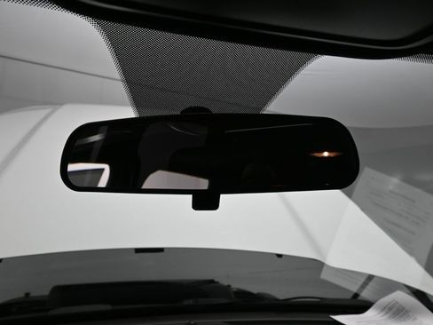 Used 2024 RAM 3500 Tradesman w/ Chrome Appearance Group image 33