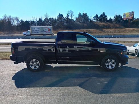 Used 2018 RAM 1500 Express image 6