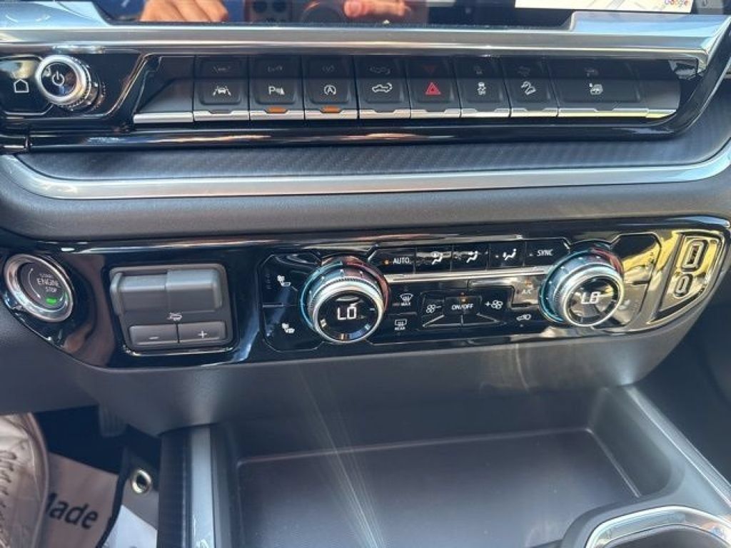 New 2026 GMC Sierra 1500 Elevation w/ Elevation Premium Package AWD/4WD image 39