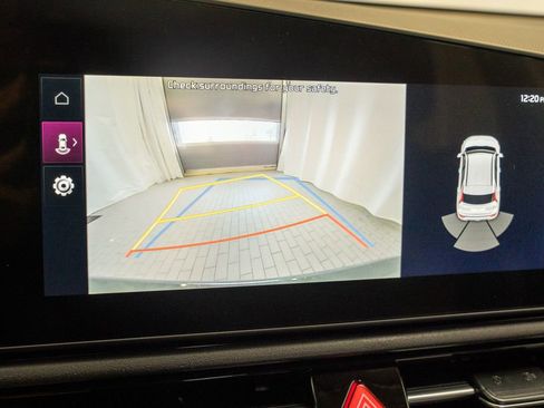 New 2026 Kia Niro EX image 9