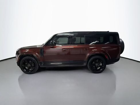 Used 2023 Land Rover Defender 130 X-Dynamic SE AWD/4WD image 2
