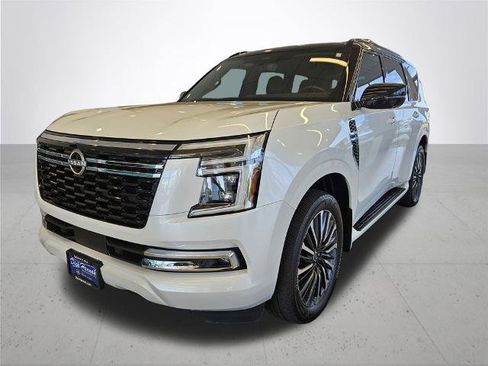 Certified 2025 Nissan Armada Platinum Reserve AWD/4WD image 2