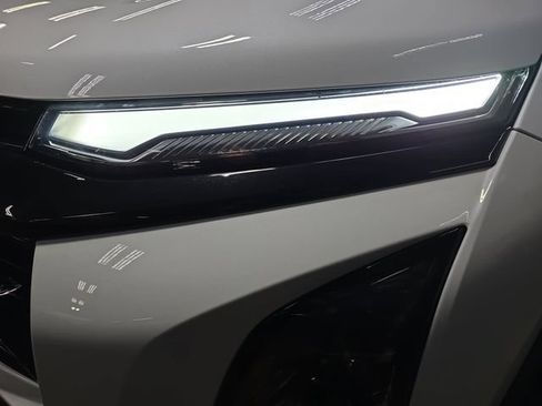 New 2026 Chevrolet Equinox RS w/ Convenience Package III FWD image 34