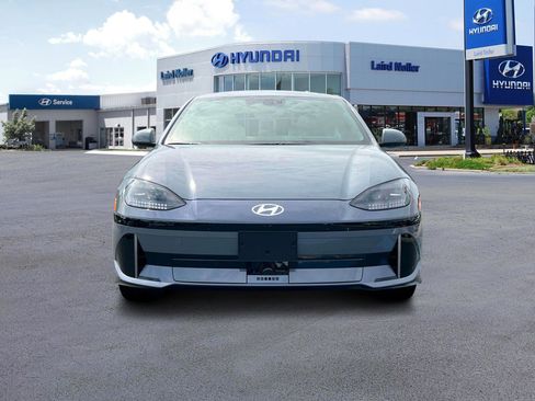 New 2025 Hyundai Ioniq 6 SE image 12