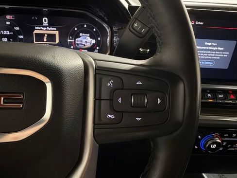 Used 2024 GMC Sierra 1500 Elevation AWD/4WD image 13