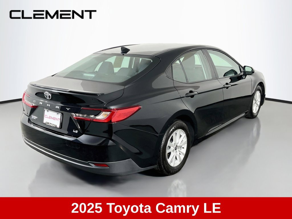 Used 2025 Toyota Camry LE w/ Convenience Package FWD image 6