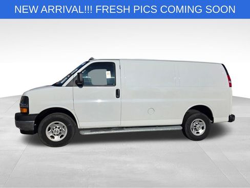 Used 2024 Chevrolet Express 2500 w/ Driver Convenience Package image 3